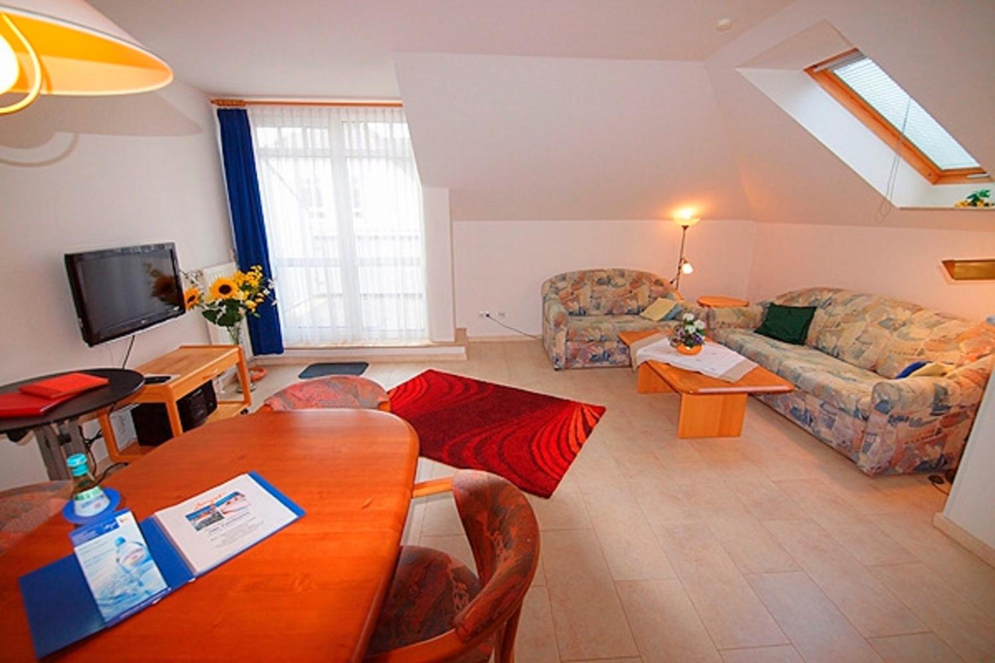 Апартаменты Residenz "Am Postplatz", Whg 15 Цингст Экстерьер фото
